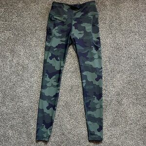 Old Navy Active Powersoft High-Rose Camouflage Leggings